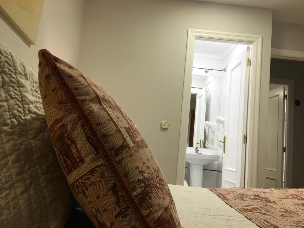 Hostal Restaurante Alarico Альярис Экстерьер фото